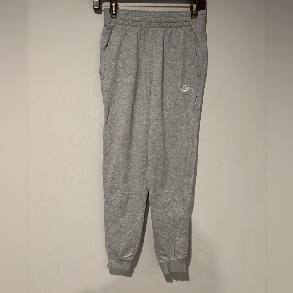 Nike Kids Light Gray Jogger Sweatpants